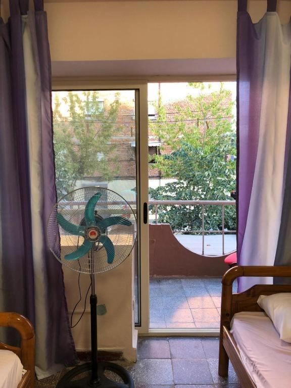 Royal 3 Hostel Tirana Extérieur photo